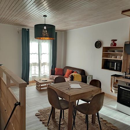 Appartement Chez Marie Et Aymeric 바쥬 외부 사진