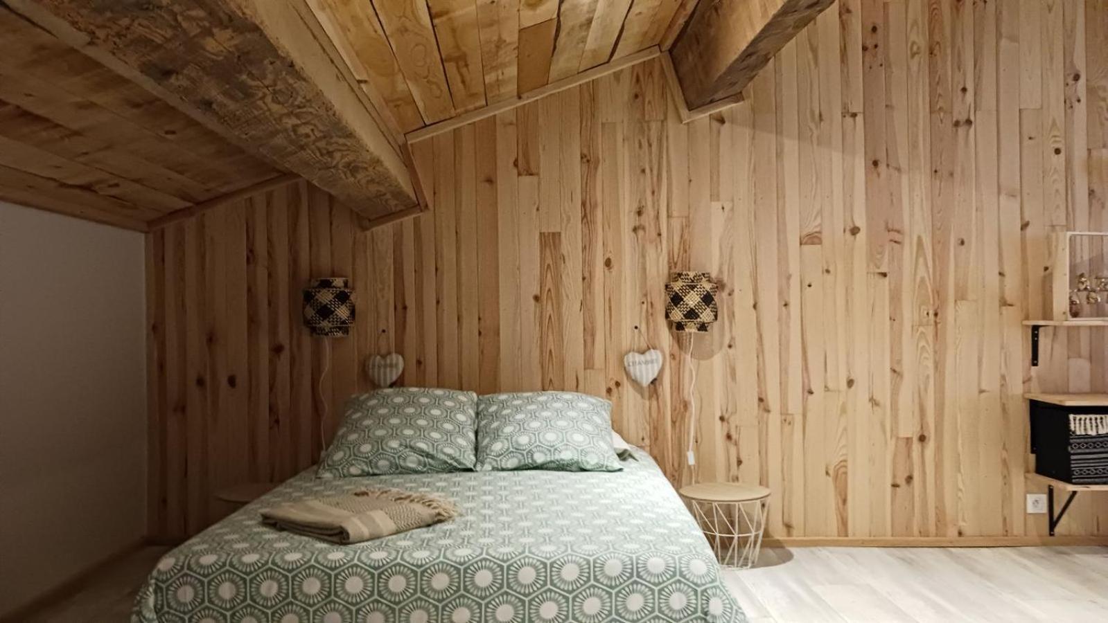 Appartement Chez Marie Et Aymeric 바쥬 객실 사진